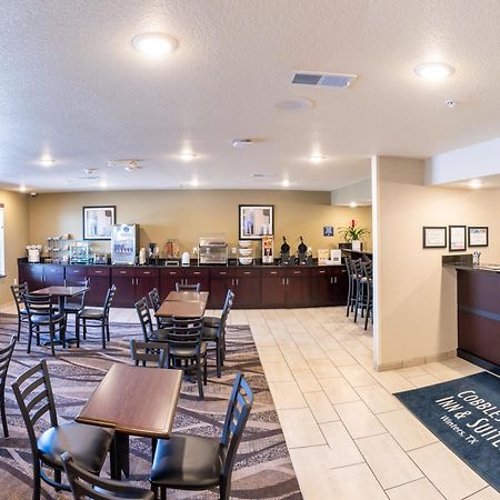 Cobblestone Inn & Suites - Winters Екстериор снимка